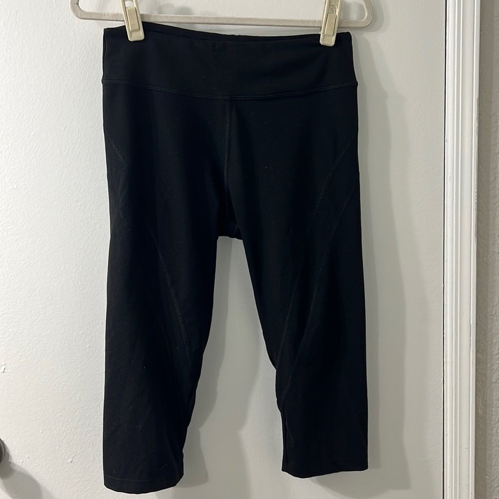 Balance Collection Capri Workout Leggings | Size M